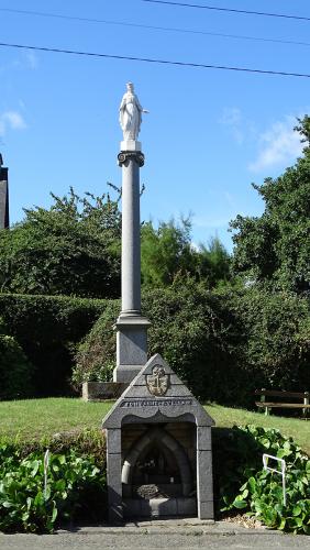 PLANCOET-SITES-Fontaine-Ruellan